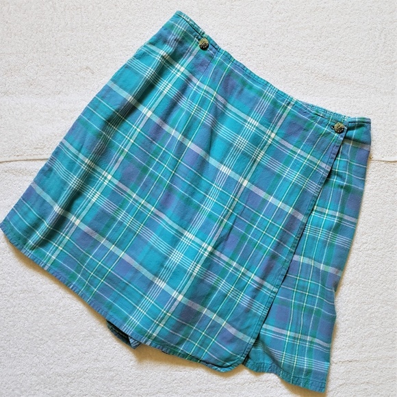 Erika Collection Plaid Skort – M - Picture 2 of 7